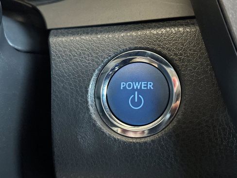 Used 2024 Toyota Camry SE FWD image 20