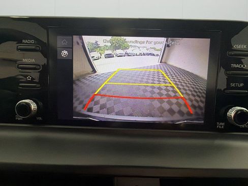 Used 2024 Kia Seltos LX AWD/4WD image 24