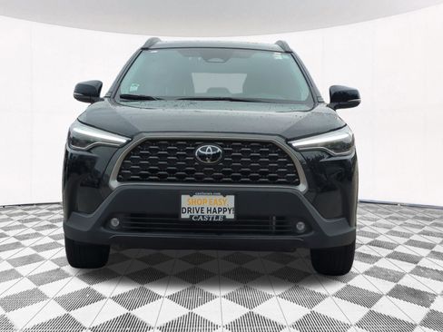 Used 2023 Toyota Corolla Cross XLE w/ Convenience Package image 8