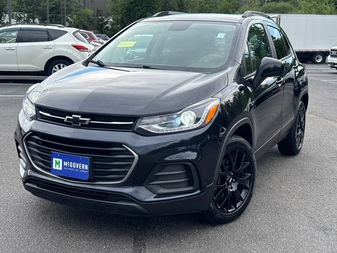 Used 2021 Chevrolet Trax LT w/ Sport Edition AWD/4WD image 1