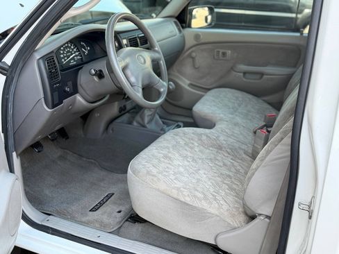 Used 2004 Toyota Tacoma 2WD Regular Cab w/ Enhancement Pkg image 8