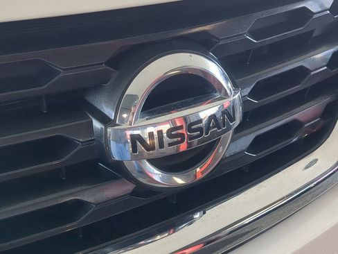 Used 2020 Nissan Pathfinder SV image 33