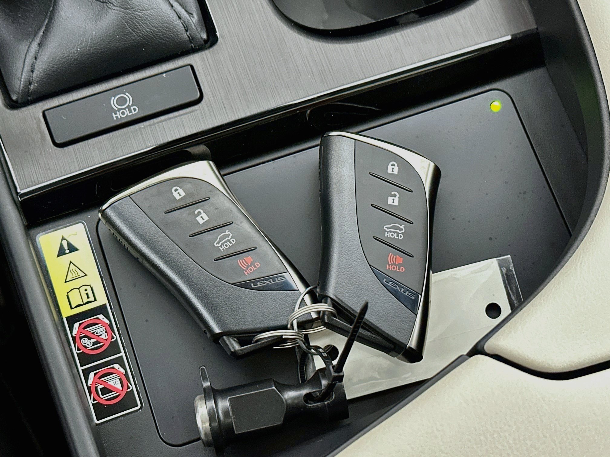 Used 2024 Lexus ES 350 w/ Premium Package FWD image 25