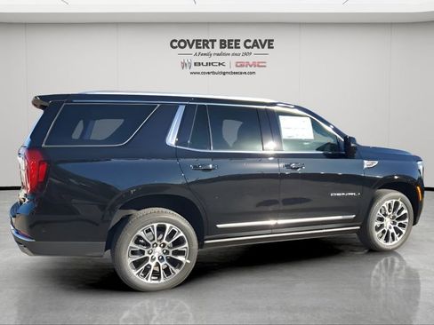 New 2026 GMC Yukon Denali w/ Sun & Power Step Package image 10
