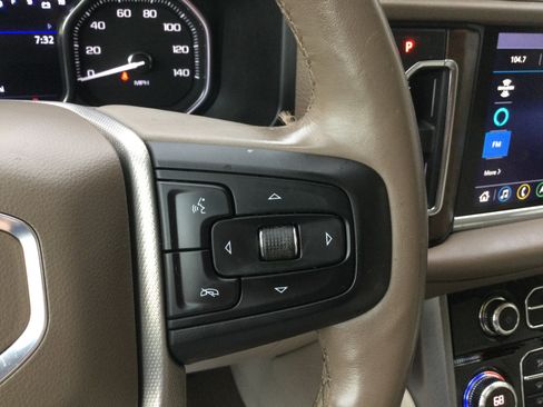 Used 2021 GMC Yukon XL Denali w/ Denali Ultimate Package AWD/4WD image 22