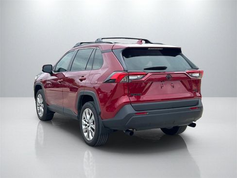 Used 2024 Toyota RAV4 XLE Premium image 7