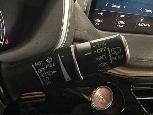 Used 2023 Acura MDX SH-AWD w/ Technology Package image 34