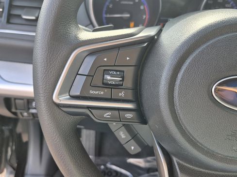 Used 2019 Subaru Outback 2.5i AWD/4WD image 27
