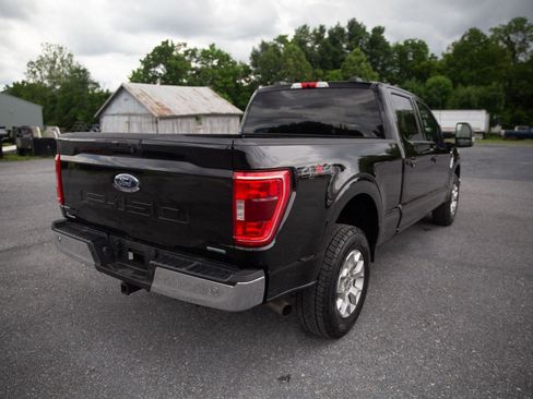 Used 2022 Ford F150 XLT w/ Equipment Group 301A Mid image 5