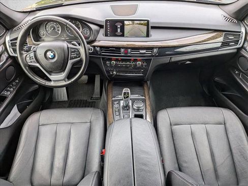 Used 2018 BMW X5 xDrive35i w/ M Sport Package image 18