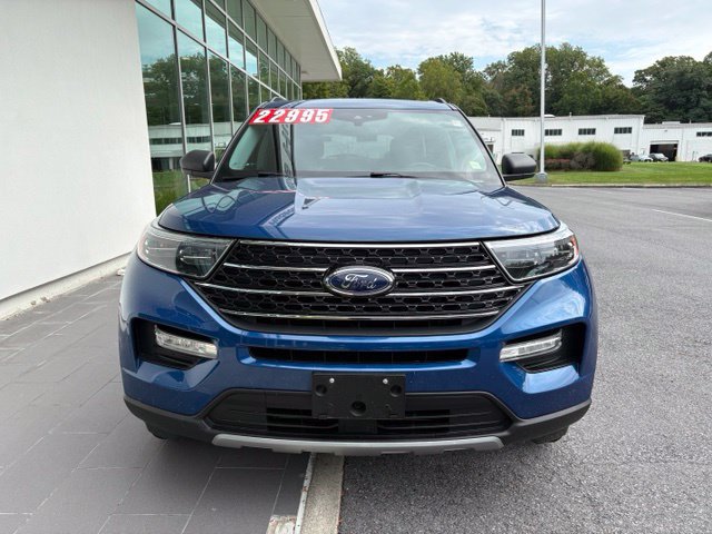 Used 2021 Ford Explorer XLT w/ Equipment Group 202A AWD/4WD image 4