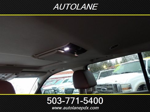 Used 2016 Chevrolet Suburban LTZ image 11