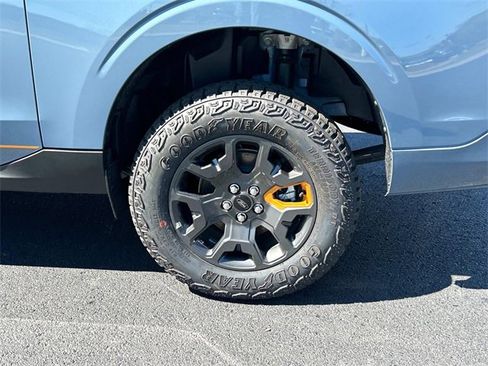 New 2025 Ford Maverick Tremor image 14