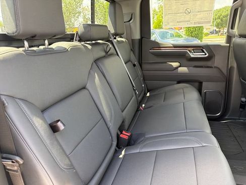 New 2026 GMC Sierra 1500 Elevation w/ Elevation Premium Package AWD/4WD image 23