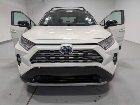 Used 2020 Toyota RAV4 XSE image 16