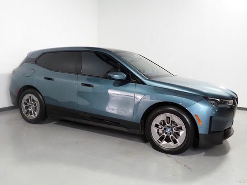 Used 2023 BMW iX xDrive50 w/ Ultimate Package 2 image 1