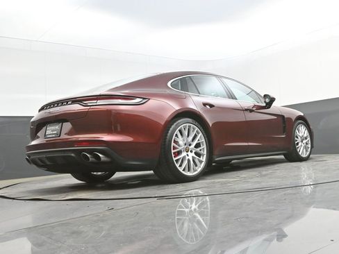 Certified 2022 Porsche Panamera 4S image 28