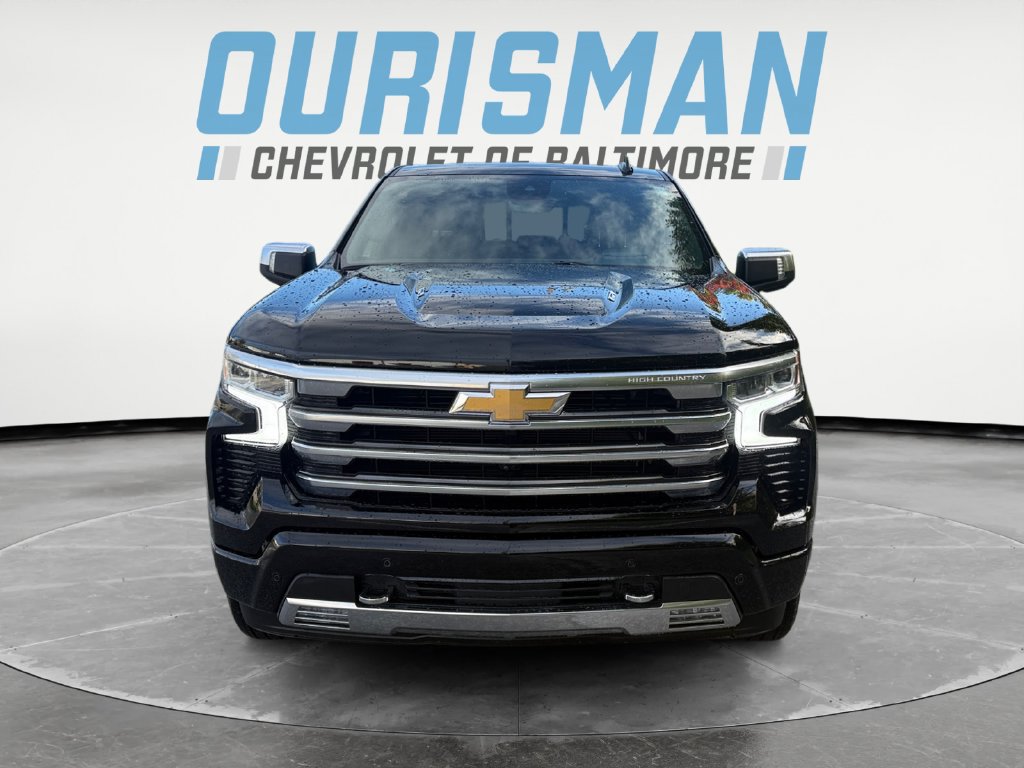 Used 2024 Chevrolet Silverado 1500 High Country w/ Technology Package AWD/4WD image 8