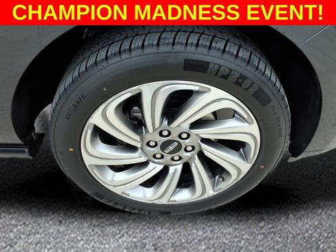 Used 2023 Lincoln Navigator Reserve image 9