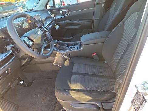 New 2026 Kia Sorento LX image 4