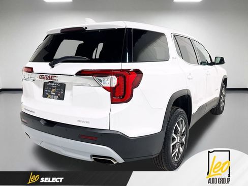 Used 2023 GMC Acadia SLE AWD/4WD image 7