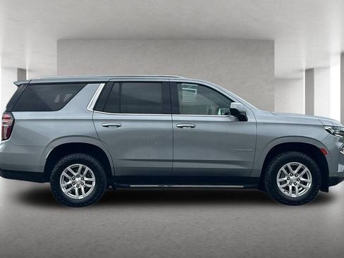 Used 2024 Chevrolet Tahoe LT AWD/4WD image 3