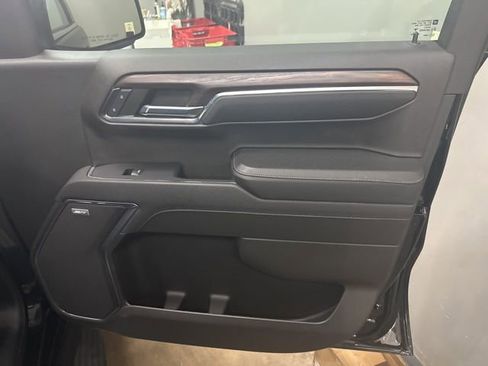 Used 2023 GMC Sierra 1500 SLT w/ SLT Premium Package image 21
