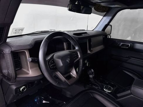 Used 2025 Ford Bronco Outer Banks AWD/4WD image 10