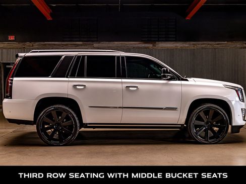 Used 2019 Cadillac Escalade Platinum image 10