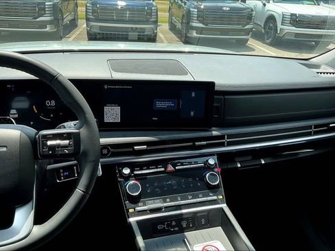 New 2025 Hyundai Santa Fe Limited image 7