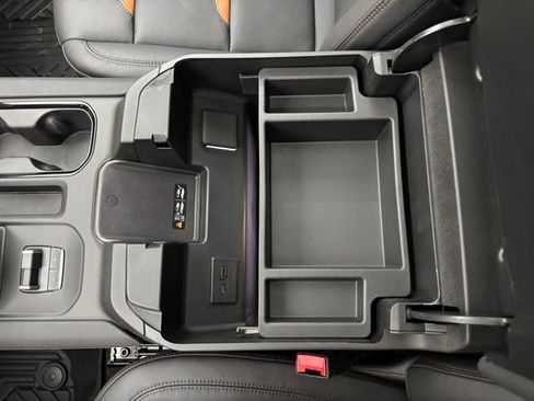 New 2026 GMC Sierra 1500 AT4 w/ Technology Package AWD/4WD image 33