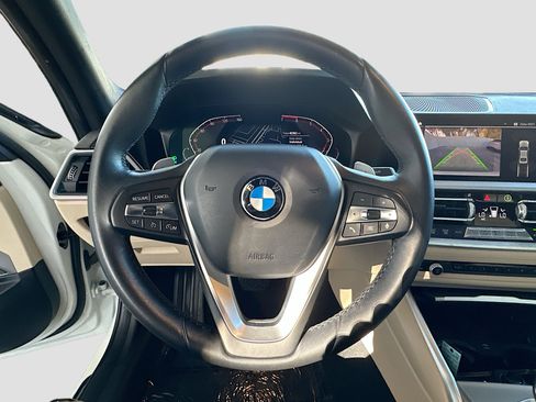 Used 2020 BMW 330i Sedan w/ Convenience Package image 11