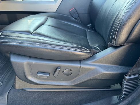 Used 2021 Ford F250 Lariat image 21