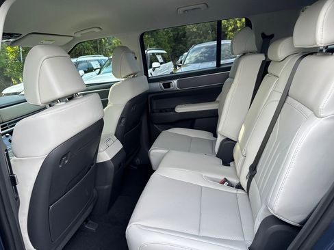 New 2026 Hyundai Santa Fe SEL image 11