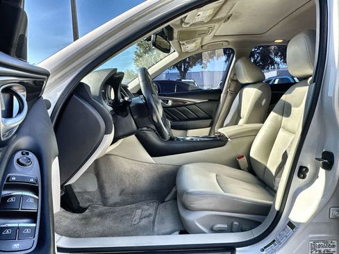 Used 2018 INFINITI Q50 Luxe w/ Essential Package (3.0T Luxe) image 2