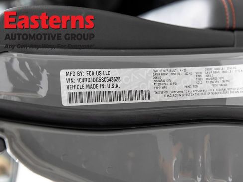Used 2025 Dodge Durango GT AWD/4WD image 38