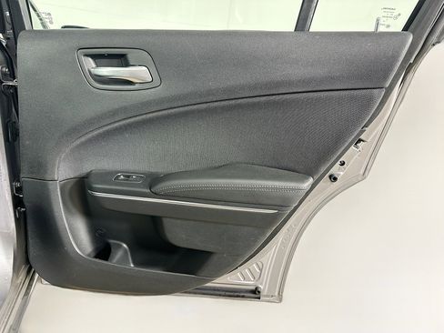 Used 2016 Dodge Charger SE w/ Popular Equipment Group RWD image 27