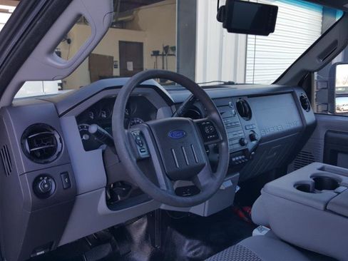 Used 2015 Ford F250 XL w/ Power Equipment Group image 18