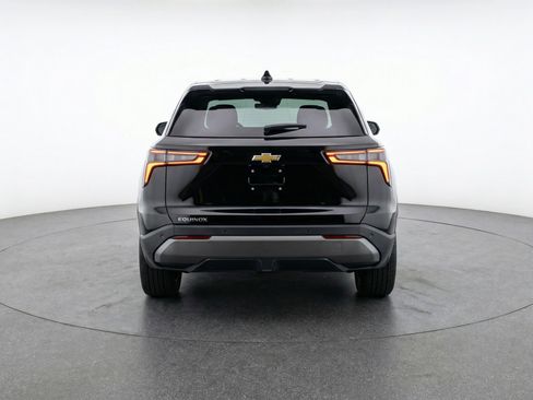 Used 2025 Chevrolet Equinox LT image 7