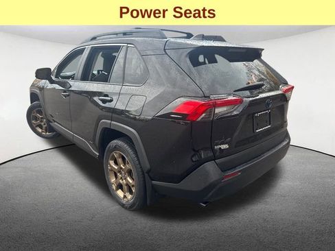 Used 2023 Toyota RAV4 AWD Hybrid image 10