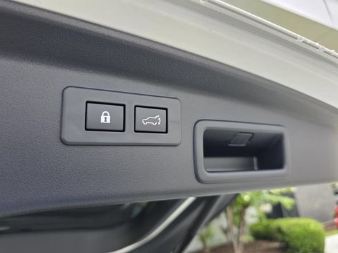 New 2026 Subaru Outback Touring XT AWD/4WD image 16