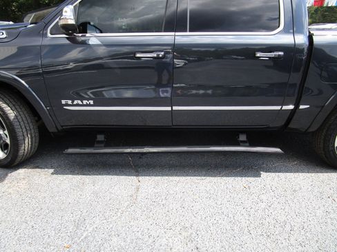 Used 2019 RAM 1500 Limited image 22