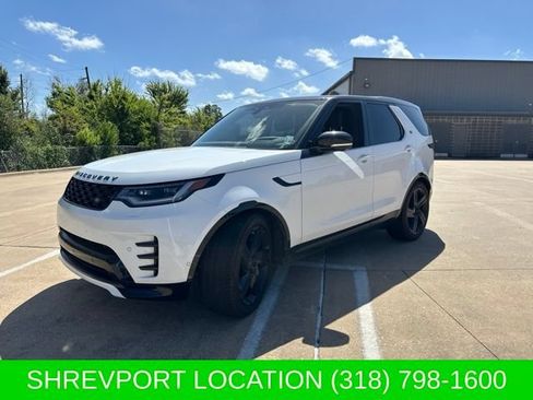 Used 2024 Land Rover Discovery Dynamic SE AWD/4WD image 1
