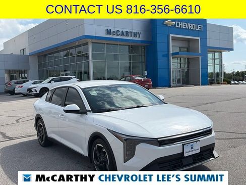Used 2025 Kia K4 EX FWD image 1