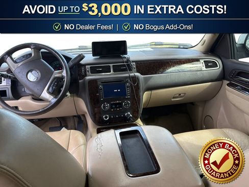 Used 2011 GMC Yukon XL Denali RWD image 17