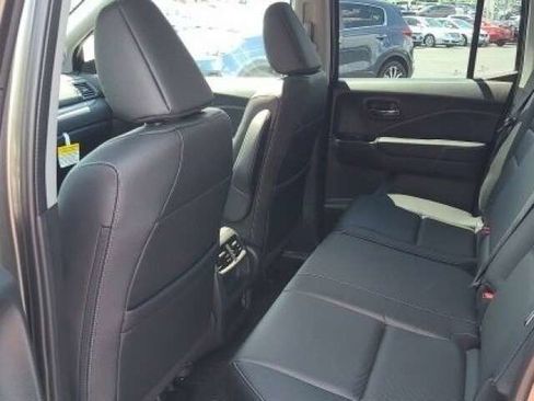 Used 2023 Honda Ridgeline RTL-E image 19