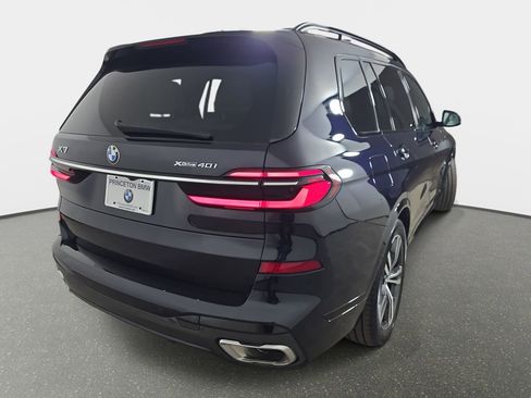 Certified 2024 BMW X7 xDrive40i w/ M Sport Package image 36