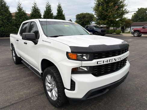 Used 2020 Chevrolet Silverado 1500 Custom w/ Custom Value Package AWD/4WD image 7
