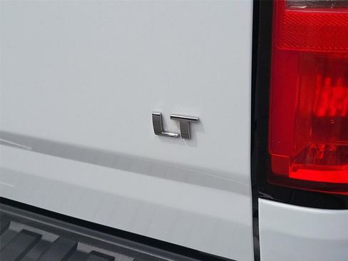 Used 2017 Chevrolet Colorado LT image 21