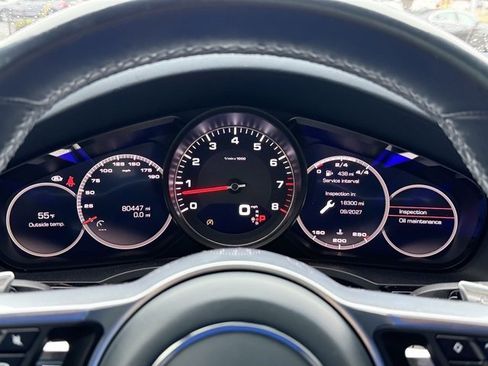 Used 2019 Porsche Cayenne S image 39